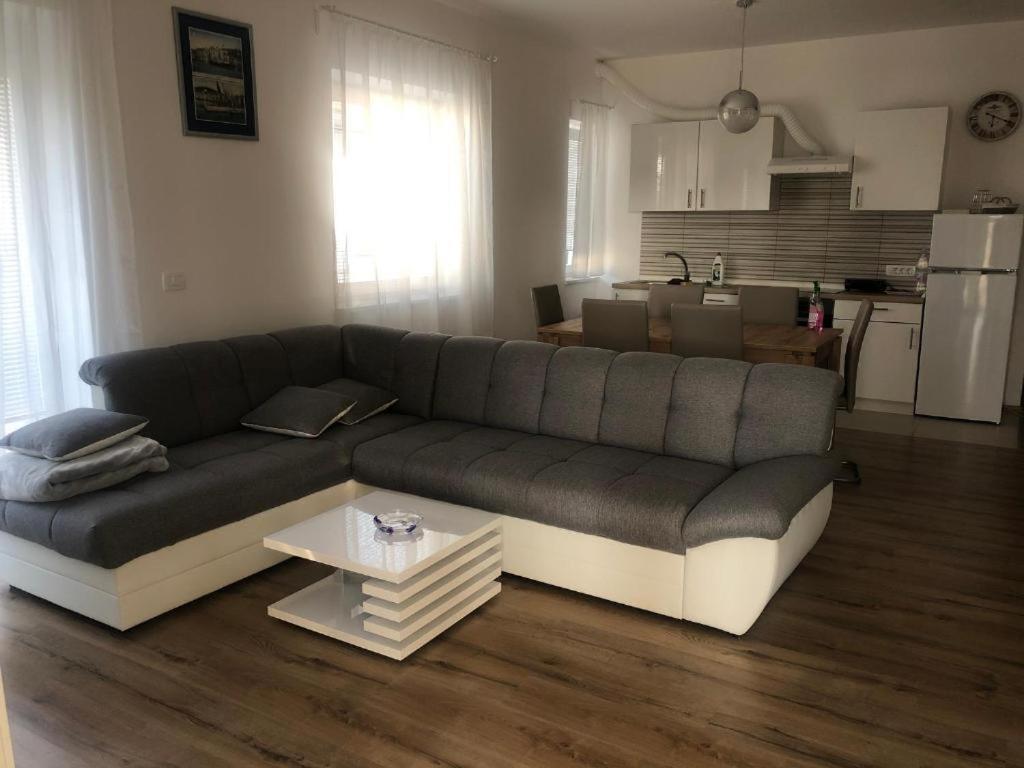 Apartmaji Meduza Izola Luaran gambar