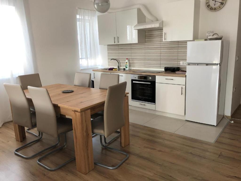 Apartmaji Meduza Izola Luaran gambar