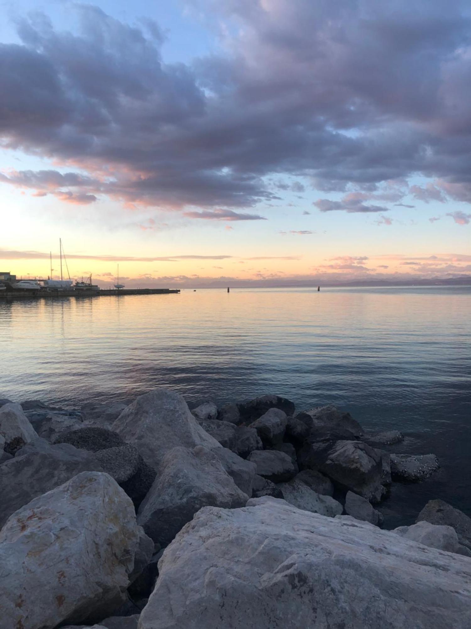 Apartmaji Meduza Izola Luaran gambar